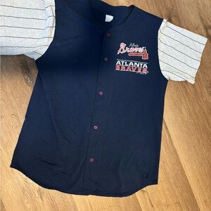 Men’s Atlanta Braves Navy Button-Up Baseball Tee
